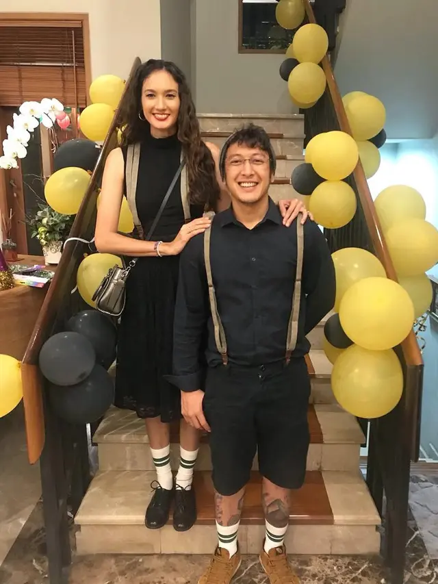 Nadine Chandrawinata dan Dimas Anggara
