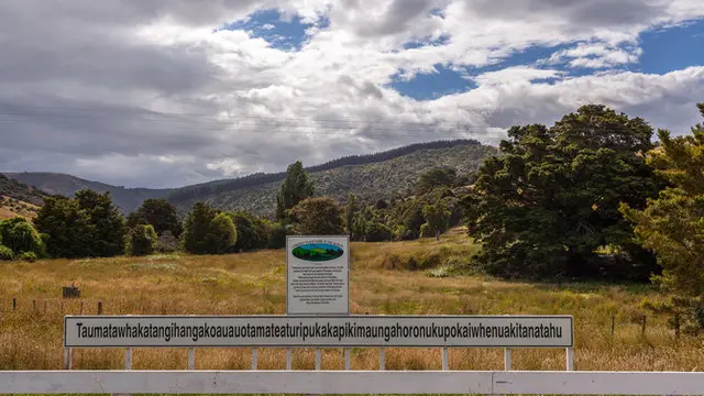 Taumatawhakatangi­hangakoauauotamatea­turipukakapikimaunga­horonukupokaiwhen­uakitanatahu - Selandia Baru