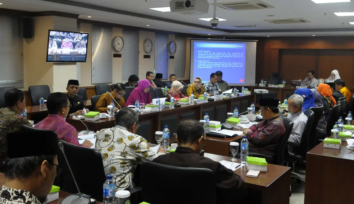 Suasana rapat antara Kementerian Agama dengan DPD RI terkait evaluasi ibadah Haji , Jakarta, Kamis (22/1/2015). (Liputan6.com/Andrian M Tunay) 