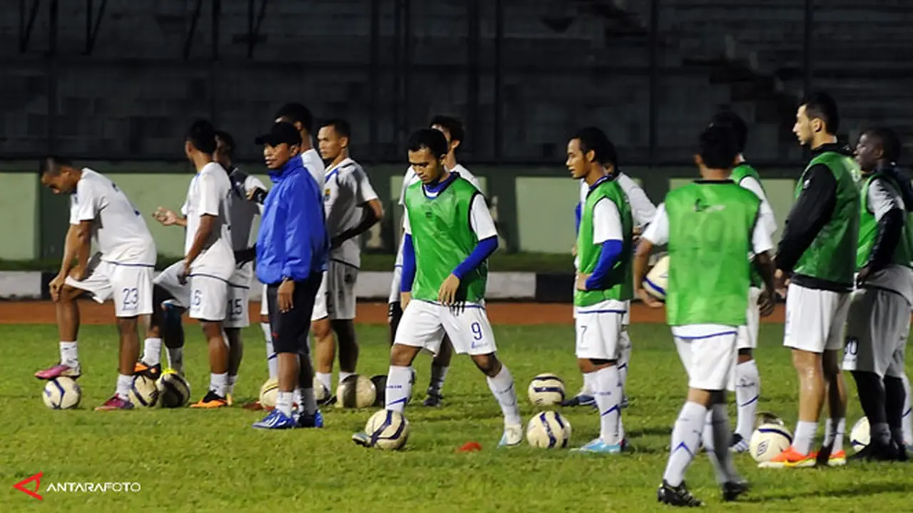 persib-latihan-130720b.jpg