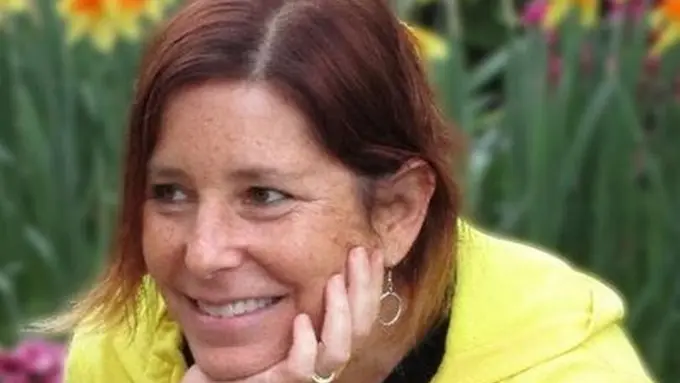 Sekarat, Istri Buatkan Akun Kencan Online Untuk Suami