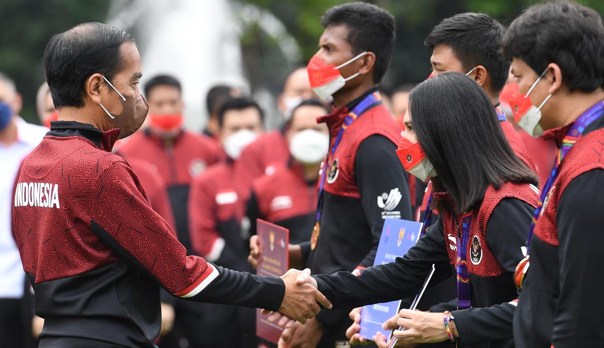 Seperti diketahui, kontingen Indonesia berhasil memenuhi target untuk menempati posisi ketiga pada SEA Games 2021 Vietnam dengan raihan total 69 medali emas, 91 perak, dan 81 perunggu pada SEA Games 2021 Vietnam. (Foto: Biro Pers Sekretariat Presiden/Lukas)