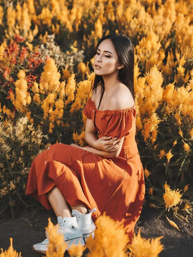 8 Potret Nadia Riwu Kaho, Runner-Up 2 Miss Indonesia 2020 yang Diduga Tipu Warga NTT