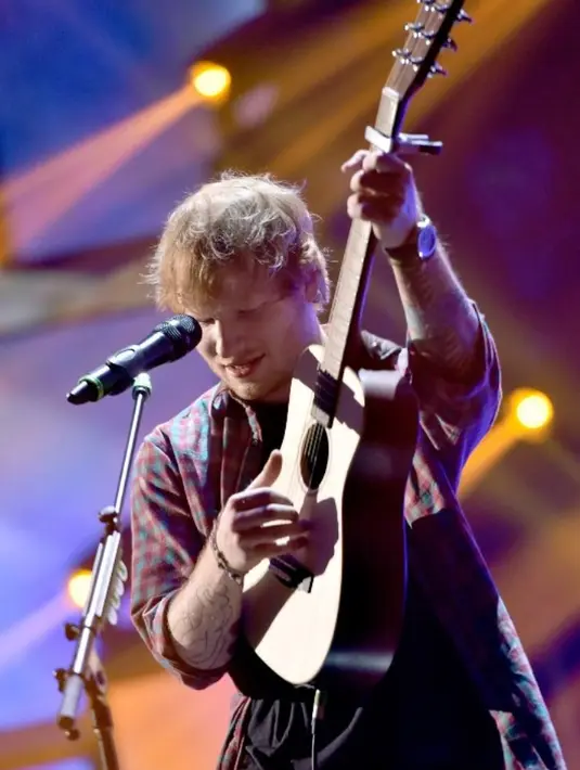 Ed Sheeran sendiri sudah menghapus akun Twitternya pada bulan Juli lalu. Namun dirinya masih menggunakan Instagram. (KEVIN WINTER / GETTY IMAGES NORTH AMERICA / AFP)