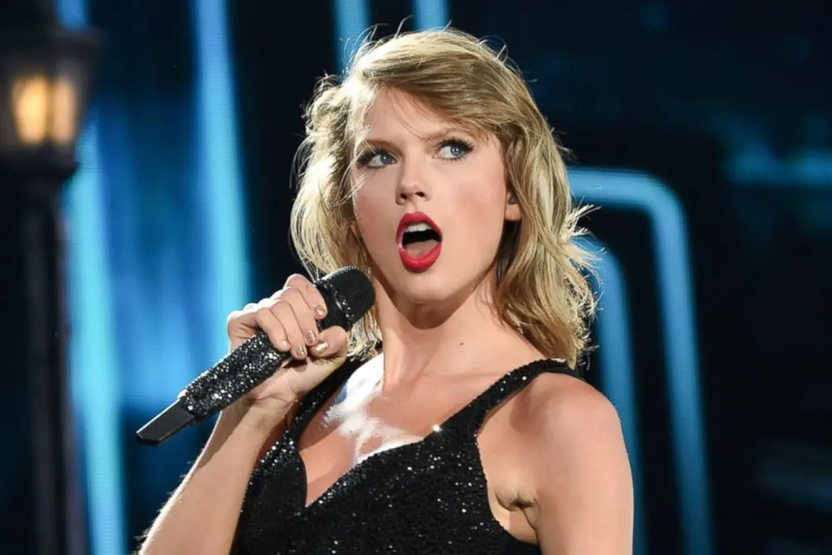 [Bintang] Taylor Swift