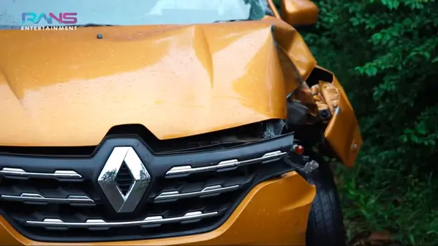Dimas Ahmad Kecelakaan, Mobil Hancur Nabrak Tiang Listrik. (YouTube RANS Entertainment)