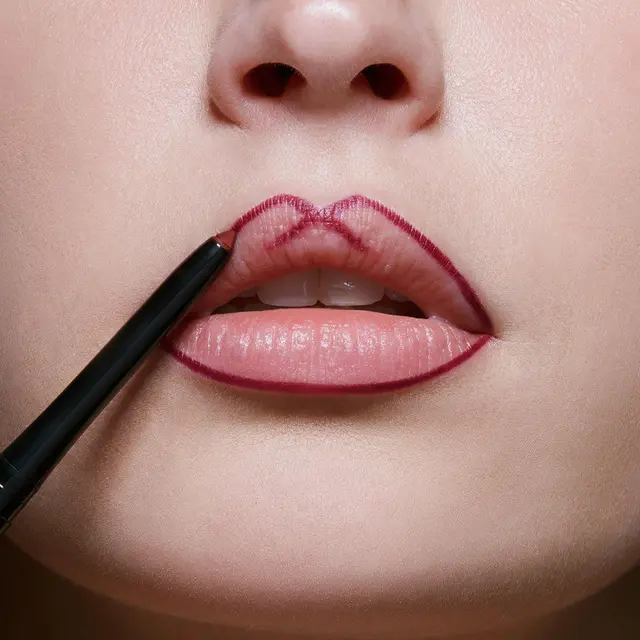 ilustrasi produk untuk mempercantik bibir/pixabay