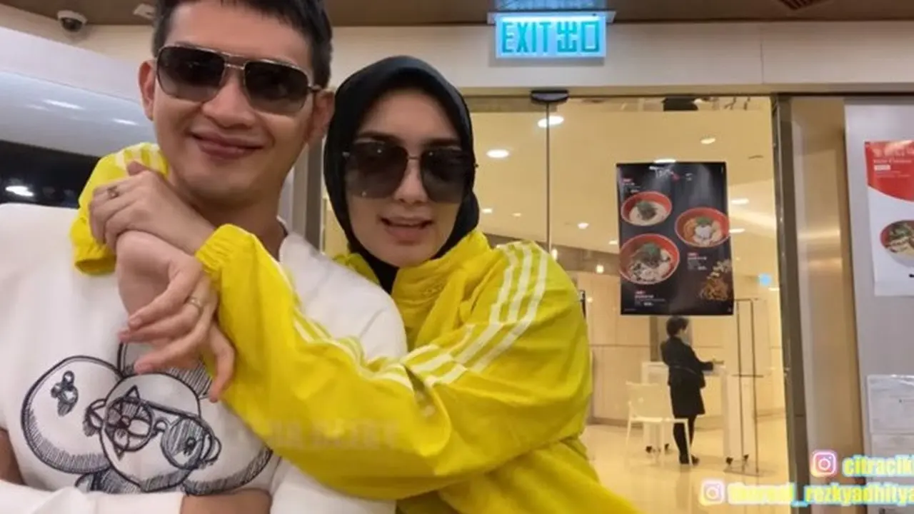 6 Momen Citra Kirana dan Rezky Aditya di Hong Kong, Cari Makan di Pasar