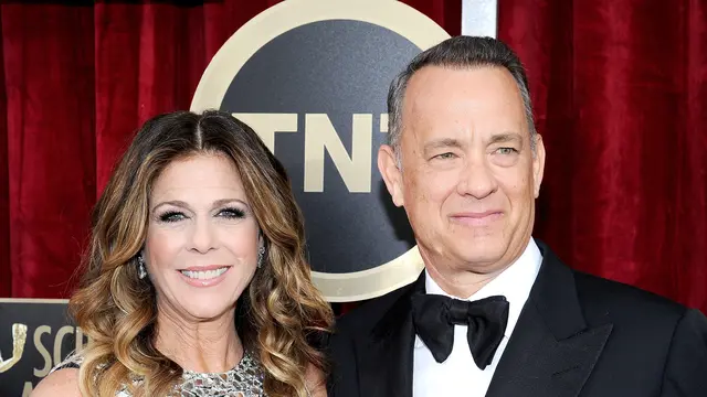 Tom Hanks dan Rita Wilson (popsugar.com)