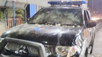 Mobil Kapolres Jaktim yang dirusak massa (foto: istimewa)