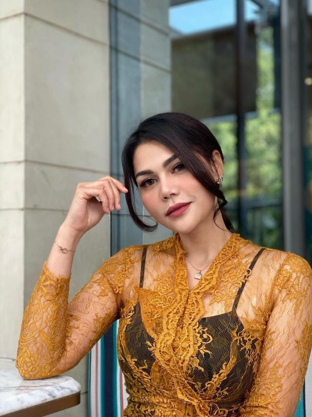 Diduga Balikan, Ini 7 Potret DJ Katty Butterfly dan Aiman Ricky Saat Kondangan