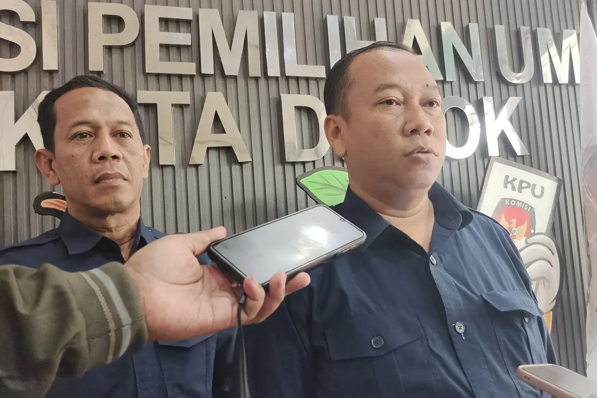 Ketua KPU Kota Depok, Willi Sumarlin saat ditemui di kantor KPU Kota Depok, Beji, Depok. (Liputan6.com/Dicky Agung Prihanto)