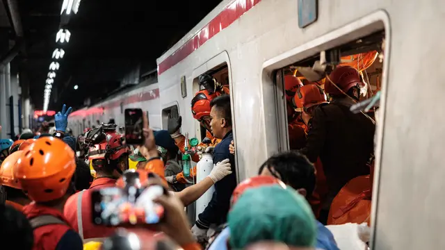 Jumlah Korban Tabrakan Kereta di Stasiun Bekasi Timur Bertambah, 14 Orang Meninggal Dunia dan 84 Lainnya Luka-Luka