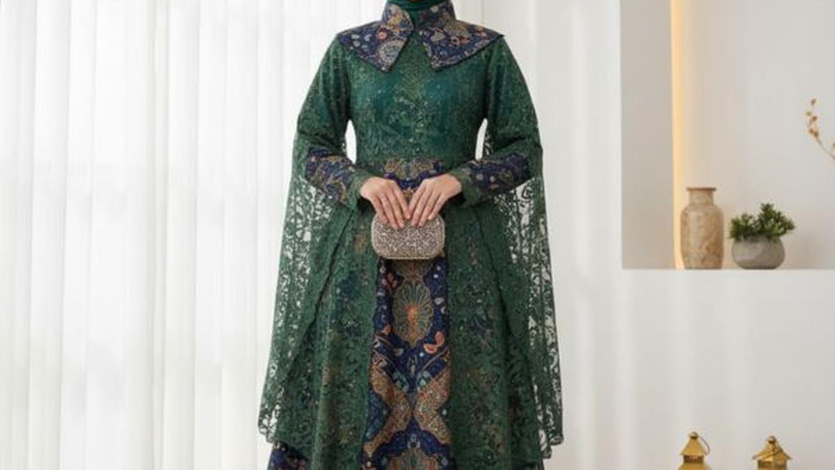 7 Model Gamis Batik Brokat 2026 yang Lagi Tren, Bikin Tampilan Makin Keren