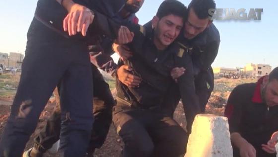 SEJAGAT: Duka Keluarga Korban Serangan Kimia di Suriah