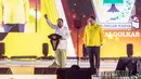 Dalam sambutannya, Prabowo Subianto mengaku banyak berubah karena Presiden Joko Widodo atau Jokowi. Pernyataan itu disampaikan Prabowo langsung di hadapan Jokowi dan mengundang gelak tawa lantaran pengakuan dua kali kekalahannya di pemilihan presiden (Pilpres). (Liputan6.com/Angga Yuniar)