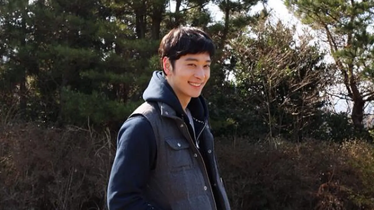 Chansung `2PM` Tebar Pesona