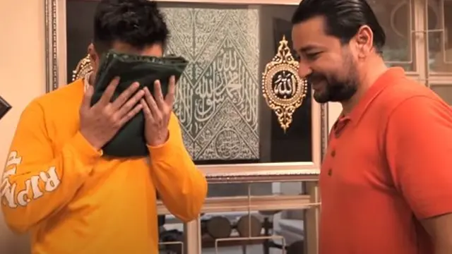 7 Momen Baim Wong Dapat Kiswah Rasulullah, Bahagia dan Tak Menyangka