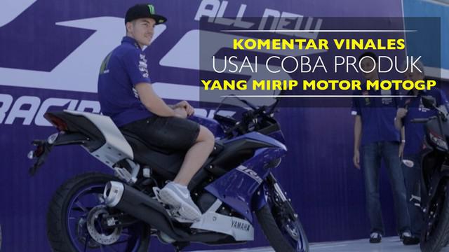 Berita Video komentar Maverick Vinales usai coba produk terbaru Yamaha yang mirip motor MotoGP di sirkuit Sentul, Senin (23/1/2017).