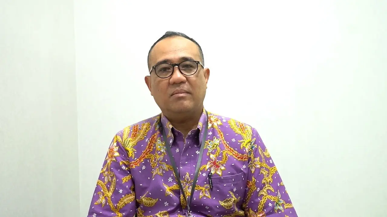 Pejabat pajak Rafael Alun Trisambodo meminta maaf secara terbuka atas kelakuan anaknya Mario Dandy Satriyo yang sudah melakukan tindak penganiayaan
