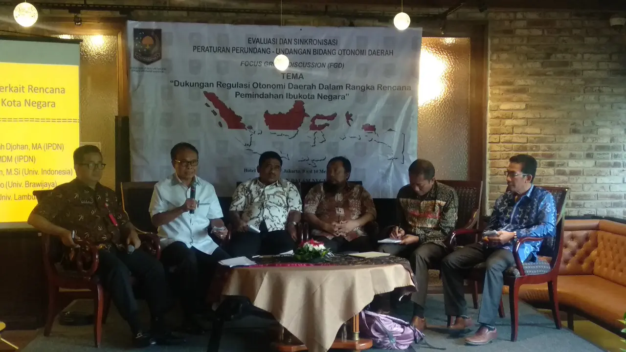 Focus Group Discussion tentang pengkajian regulasi otda di Jakarta