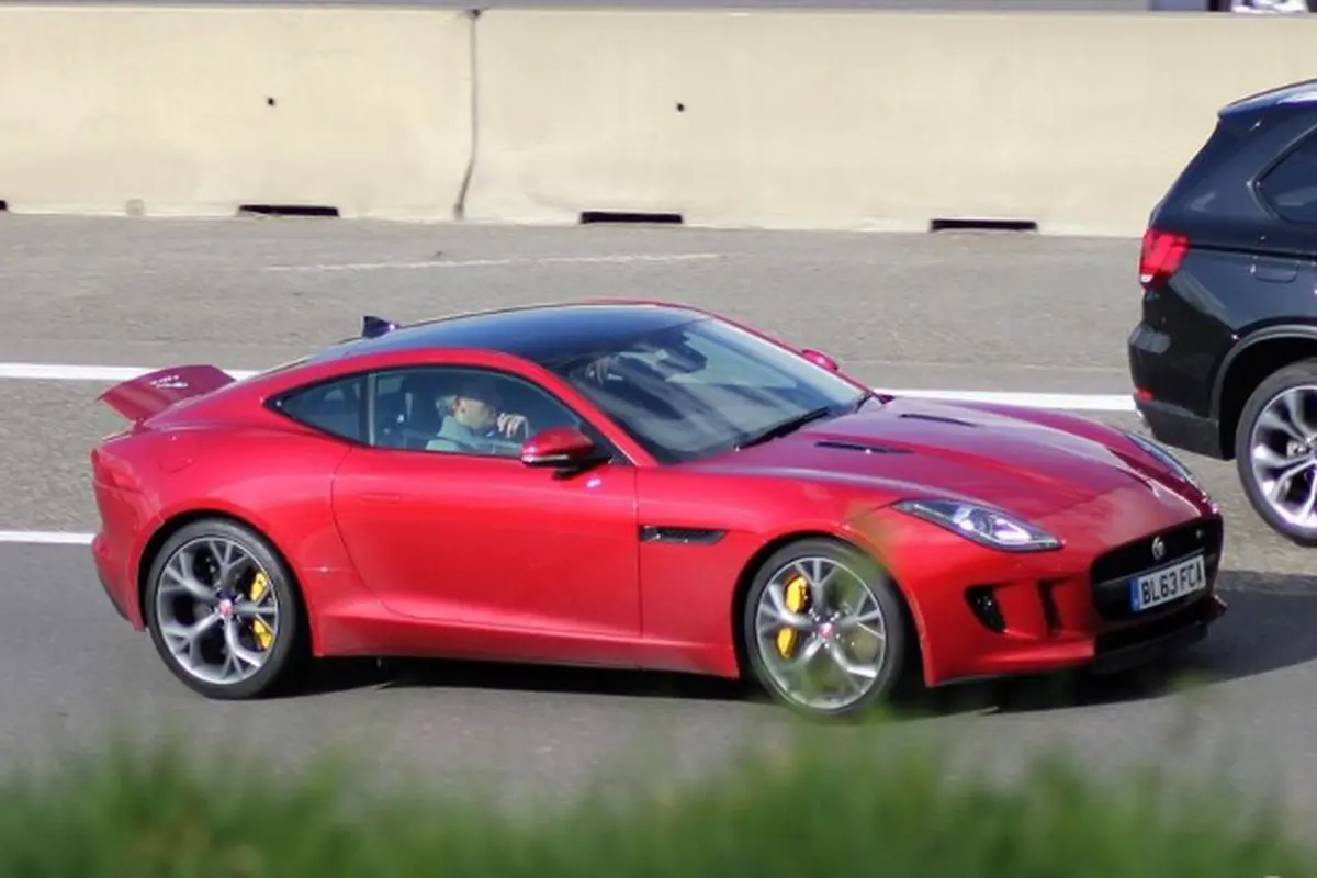 Mobil Jaguar The Special One