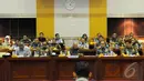 Komisi l DPR mengadakan Rapat Kerja bersama Menteri Pertahanan, Menpan, Menkeu, Menkumham di Ruang Rapat Komisi l, Senayan, Jakarta, Selasa (16/9/2014) (Liputan6.com/Andrian M Tunay)