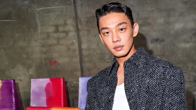 Yoo Ah In. (Instagram/ hongsick)