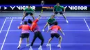 <p>Tim Blitzers bersiap mengembalikan kok ke arah tim Rockets dalam laga pertama 3v3 Badminton XL 2025 yang berlangsung di Istora Senayan, Jakarta, Jumat (03/10/2025). (Bola.com/Bagaskara Lazuardi)</p>