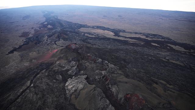 Semburan Lava Gunung Mauna Loa Akhirnya Menurun