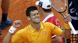 Ekspresi Novak Djokovic usai memastikan gelar keduanya di ajang Monte Carlo Masters (REUTERS/Jean-Paul Pelissier)
