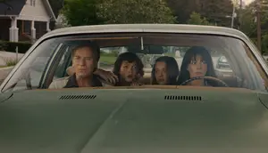 Sinopsis The End of Oak Street, Film Anne Hathaway dan Ewan McGregor Hadapi Teror Dinosaurus