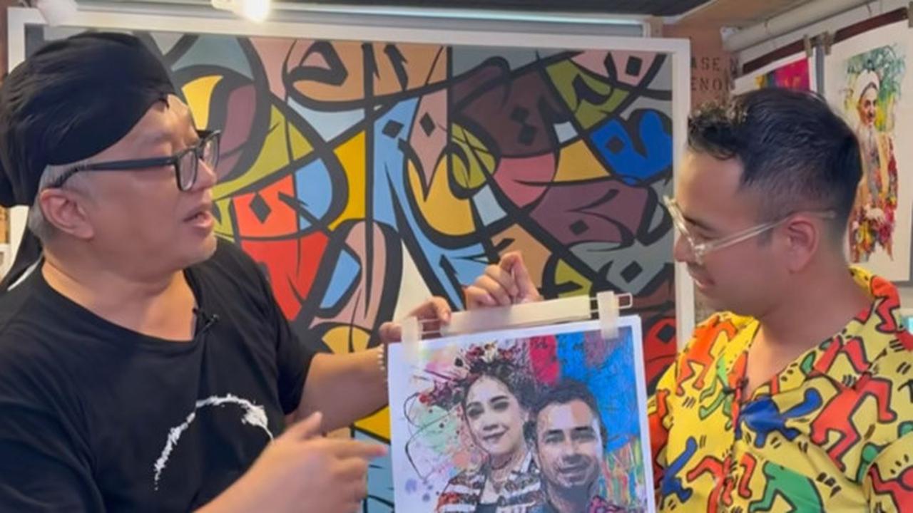 Raffi Ahmad di rumah goa Dik Doank. (credit: instagram.com/raffinagita1717)