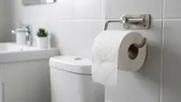 6 Cara Tepat Menata Tisu Kamar Mandi, Bikin Penggunaan Lebih Mudah