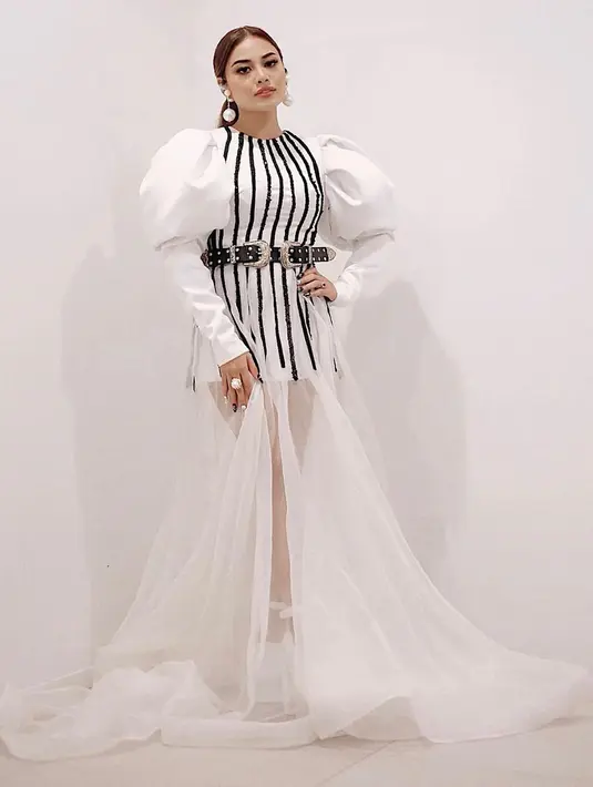 (Instagram/aurelie.hermansyah)