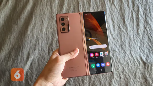 Galaxy Z Fold 2
