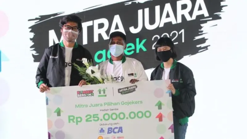 Jubeironi, Mitra Driver GoRide raih penghargaan Mitra Juara Gojek Pilihan Gojekers.