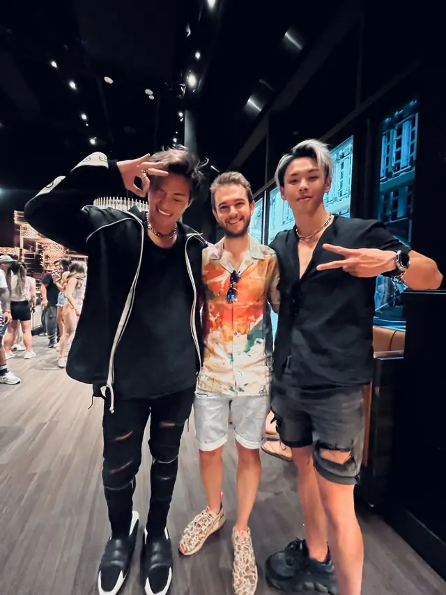 DJ Beauz dan Zedd (ist)