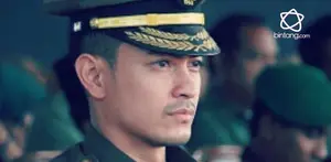 Gubernur Jambi Zumi Zola kini tengah hangat diperbincangkan.