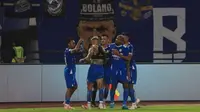 Persib Bandung menang tipis 1-0 atas PSM Makassar pada pekan ke 21 di Stadion GBLA, Kota Bandung, Sabtu (1/2/2025) malam. (Bola.com/Erwin Snaz