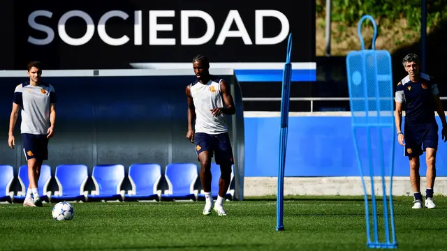 Latihan Real Sociedad