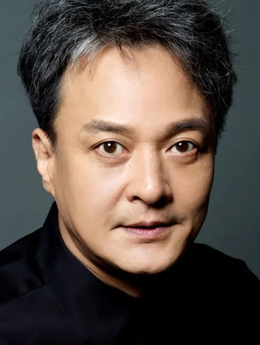 Setelah sempat menyanggah, Jo Min Ki akhirnya mengakui jika ia melakukan pelecehan seksual. Bahkan seorang artis bernama Song Ha Neul pernah menjadi korbannya. (Foto: Soompi.com)