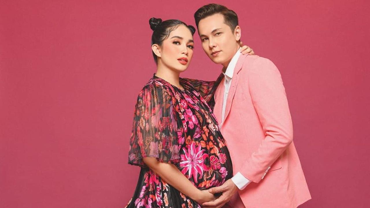 [Fimela] Ussy Sulistiawaty dan Andhika Pratama