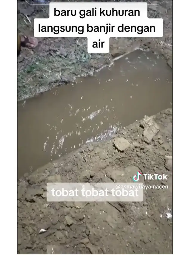 Liang Kubur Ini Baru Digali Tapi Langsung Dipenuhi Air, Netizen: Astaghfirullah