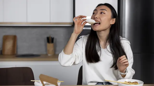 Pilih dan sesuaikan waktu intermittent fasting dengan jadwal masing-masing