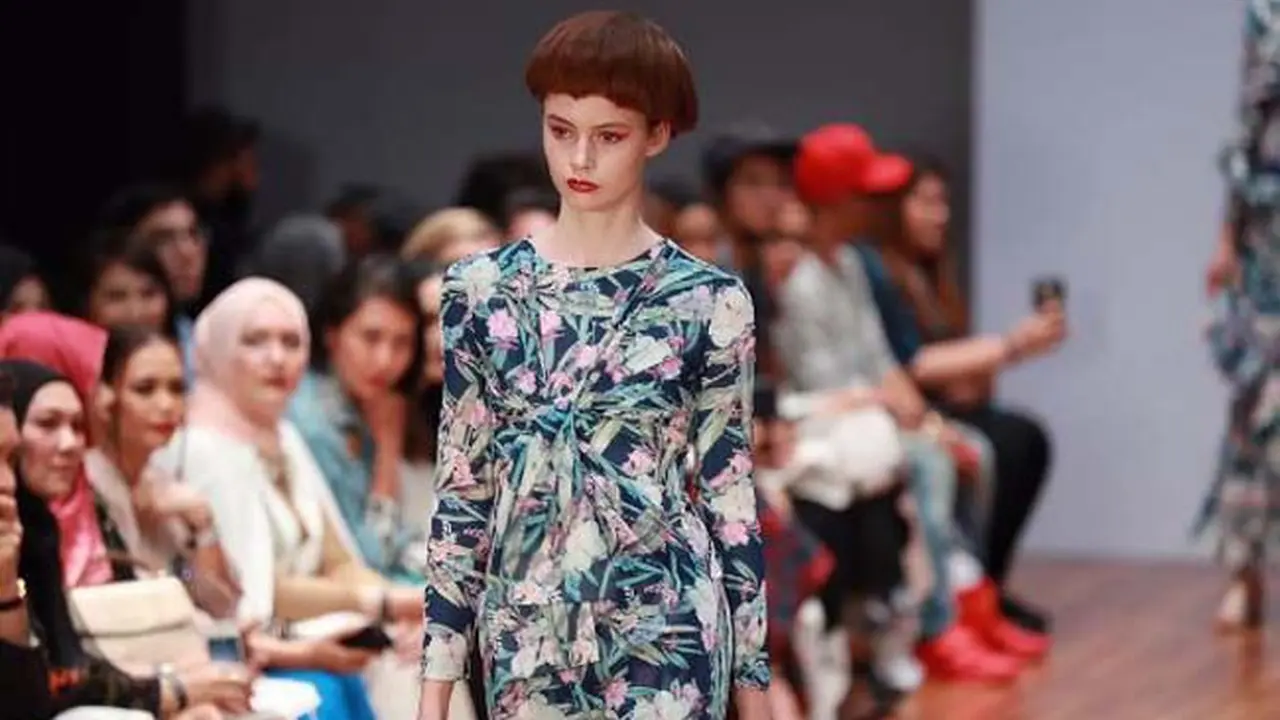 Aksi Desainer Lokal Singapura di Digital Fashion Week 2016