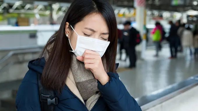 5 Cara Ampuh Redakan Batuk Agar Perjalanan Jauh Tetap Nyaman, Cobain Yuk!