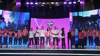Jakarta Livin Mandiri resmi meluncurkan tim bola voli putri untuk Proliga 2026 sekaligus memperkenalkan jersey baru, lagu resmi tim, dan e-money edisi khusus dalam acara launching yang digelar di Gedung Nawasena, Universitas Mandiri Wijaya Kusuma, Senin (5/1/2026). (Bola.com/Roby Dian)