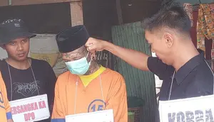 Rekonstruksi Ungkap Motif Pembunuhan Manusia Silver di Probolinggo