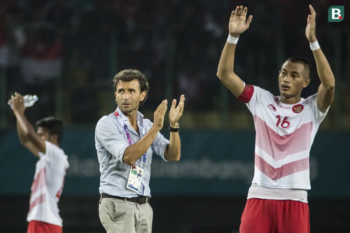Sepak Bola : Indonesia Vs Laos